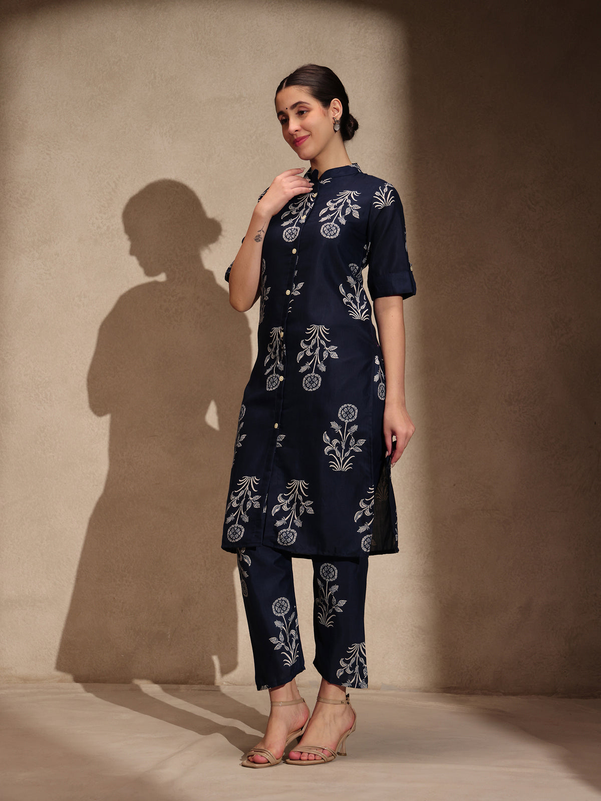 Blue Floral Cotton Blend Collar Neck A-Line Kurti Set Dress